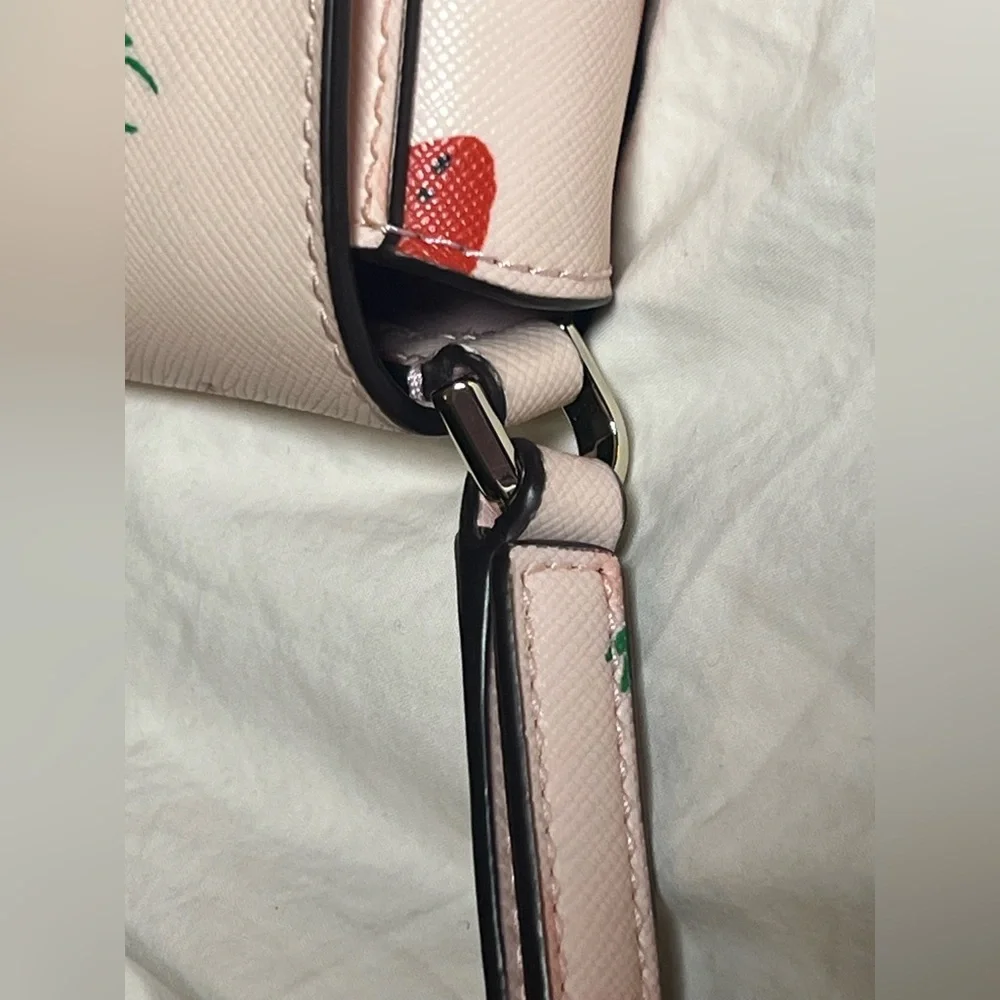 🍓Kate Spade Strawberry Print Phone Crossbody Bag Pink Slim Mini Flap